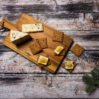 Gingerbread cookies with sea salt
