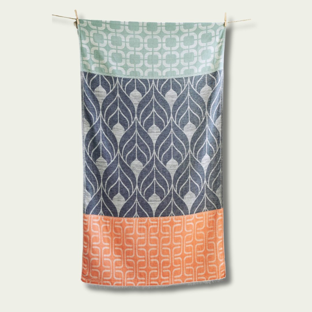 Beach towel in 100% cotton