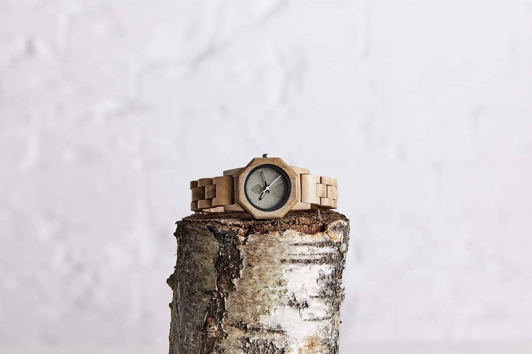 Natural wooden watch for women - brown/green