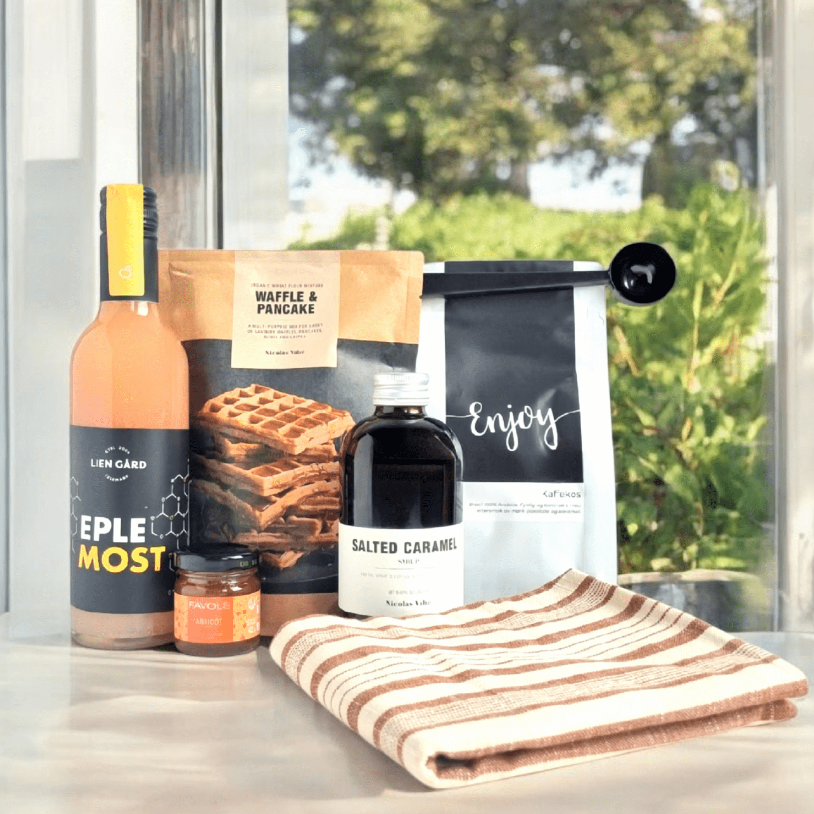 <tc>KOSI-</tc>MORNING 3