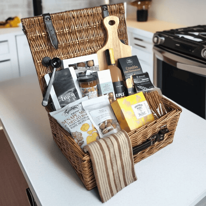 Gift basket with seasonal products