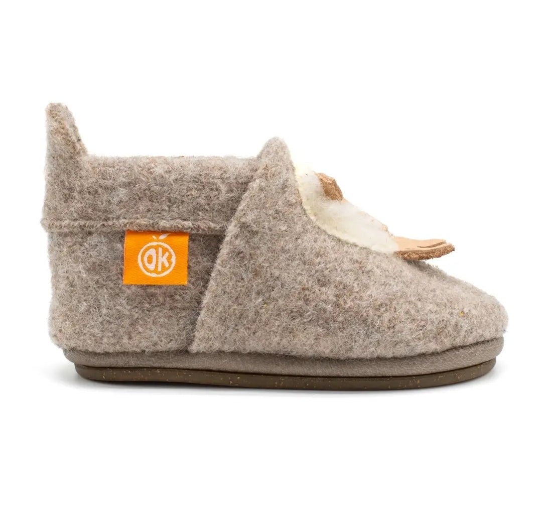 Småbarns tøfler av ull - sau