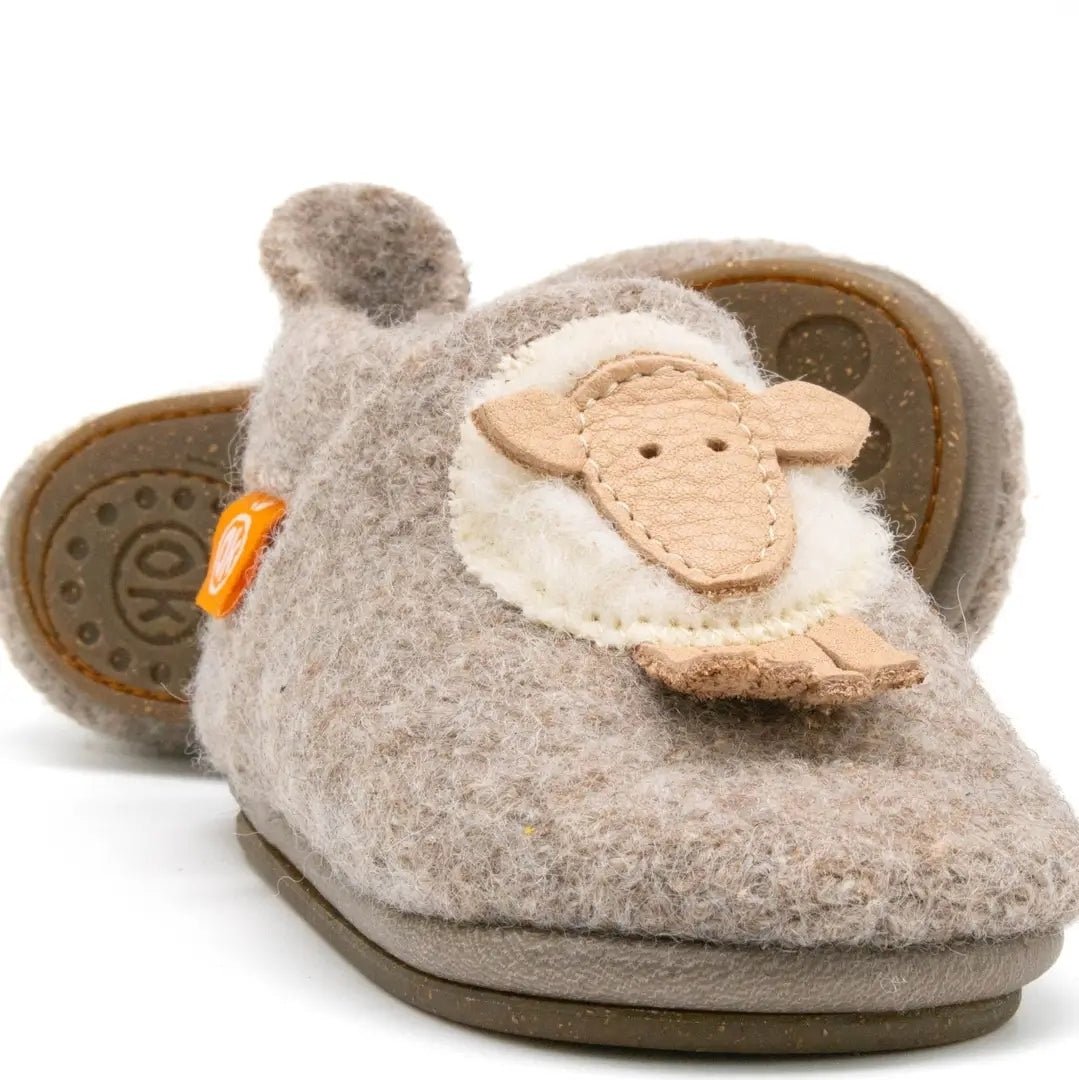 Småbarns tøfler av ull - sau